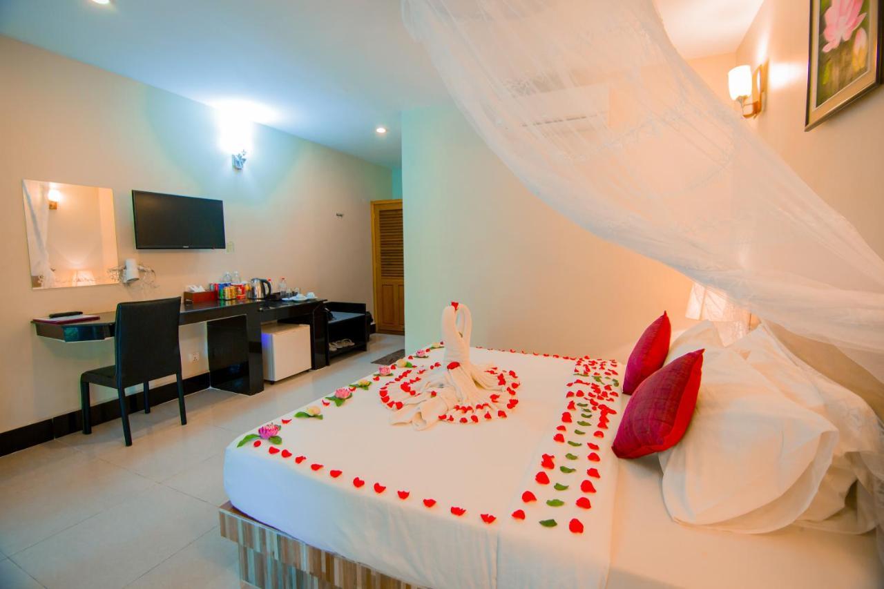 Twin Palms Resort Sihanoukville Exterior foto