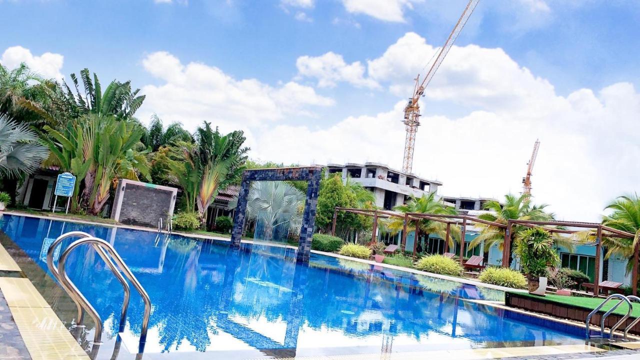 Twin Palms Resort Sihanoukville Exterior foto