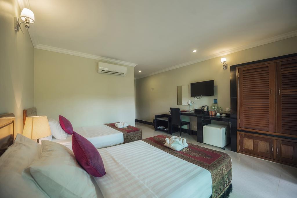 Twin Palms Resort Sihanoukville Exterior foto
